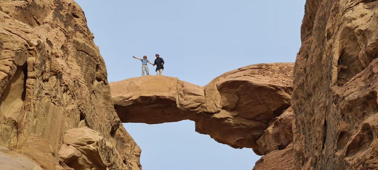 Star Guide Luxury Camp Hotel Wadi Rum Luaran gambar