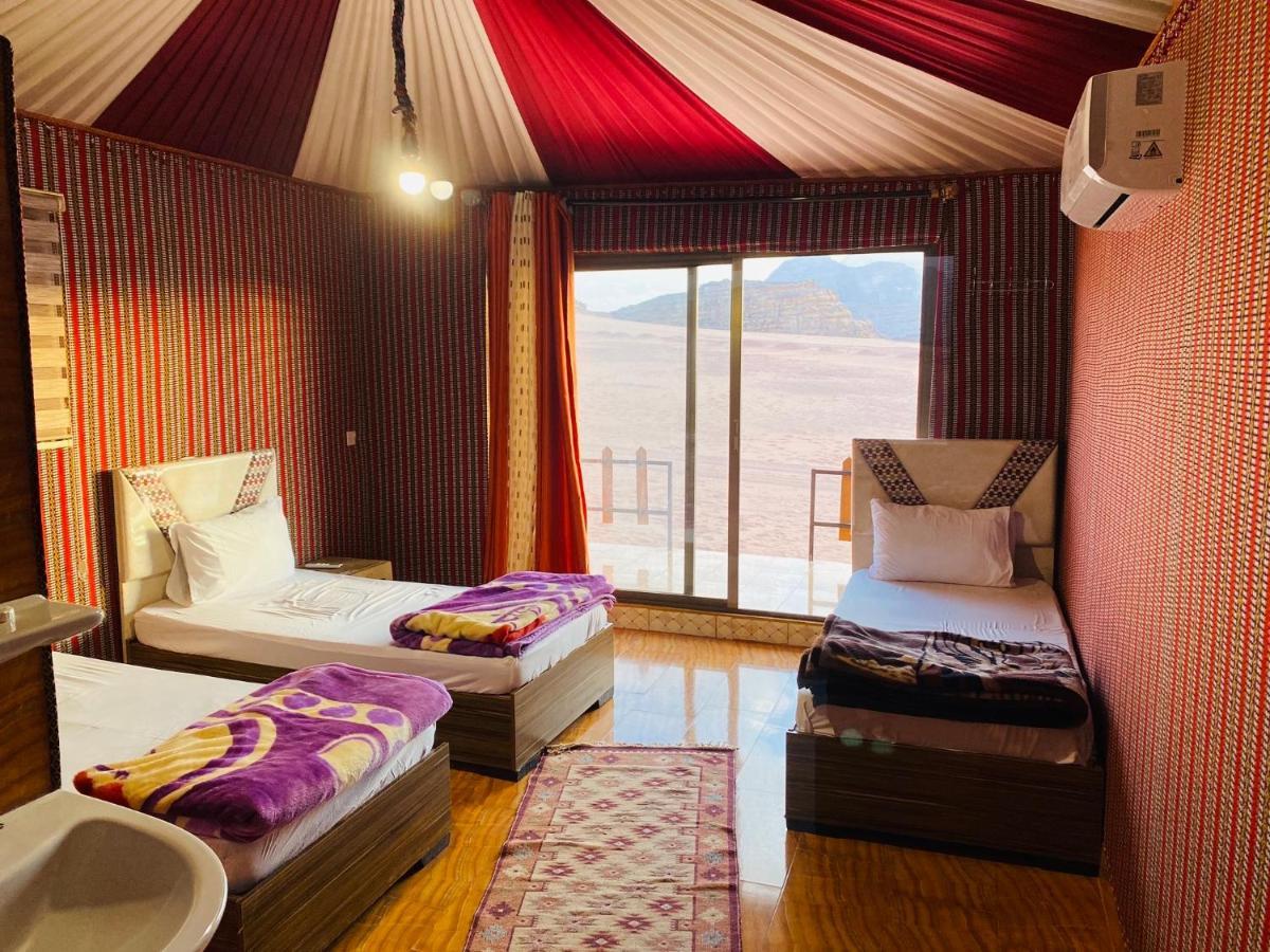 Star Guide Luxury Camp Hotel Wadi Rum Luaran gambar
