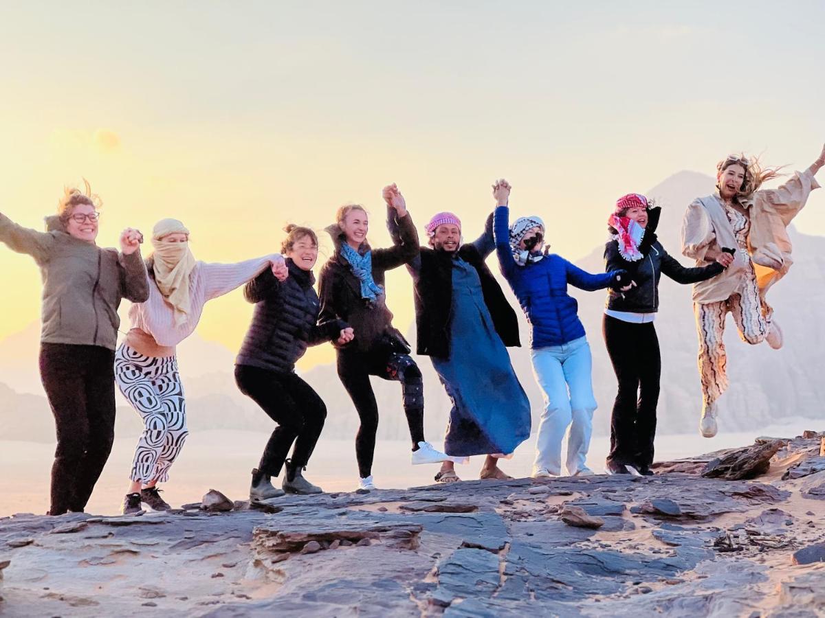 Star Guide Luxury Camp Hotel Wadi Rum Luaran gambar